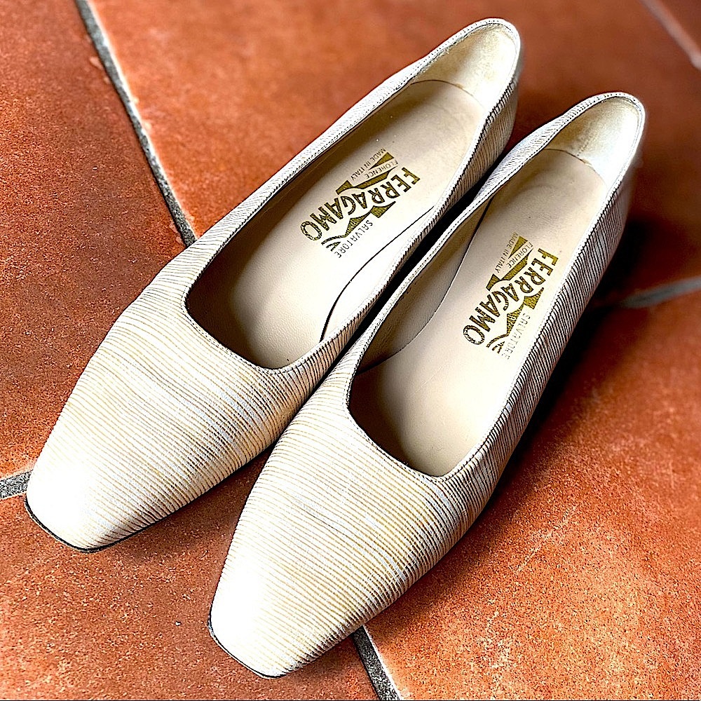 Salvatore Ferragamo| Beautiful Vintage cream heels